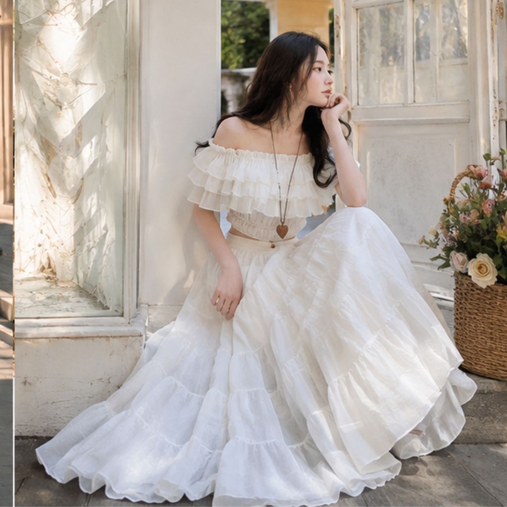 Set áo croptop trễ vai phối chân váy dài xoè – outfit đi biển sang chảnh