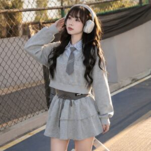 Set áo nỉ croptop dài tay mix cà vạt – phối chân váy tầng phong cách Hàn - Hình ảnh 2