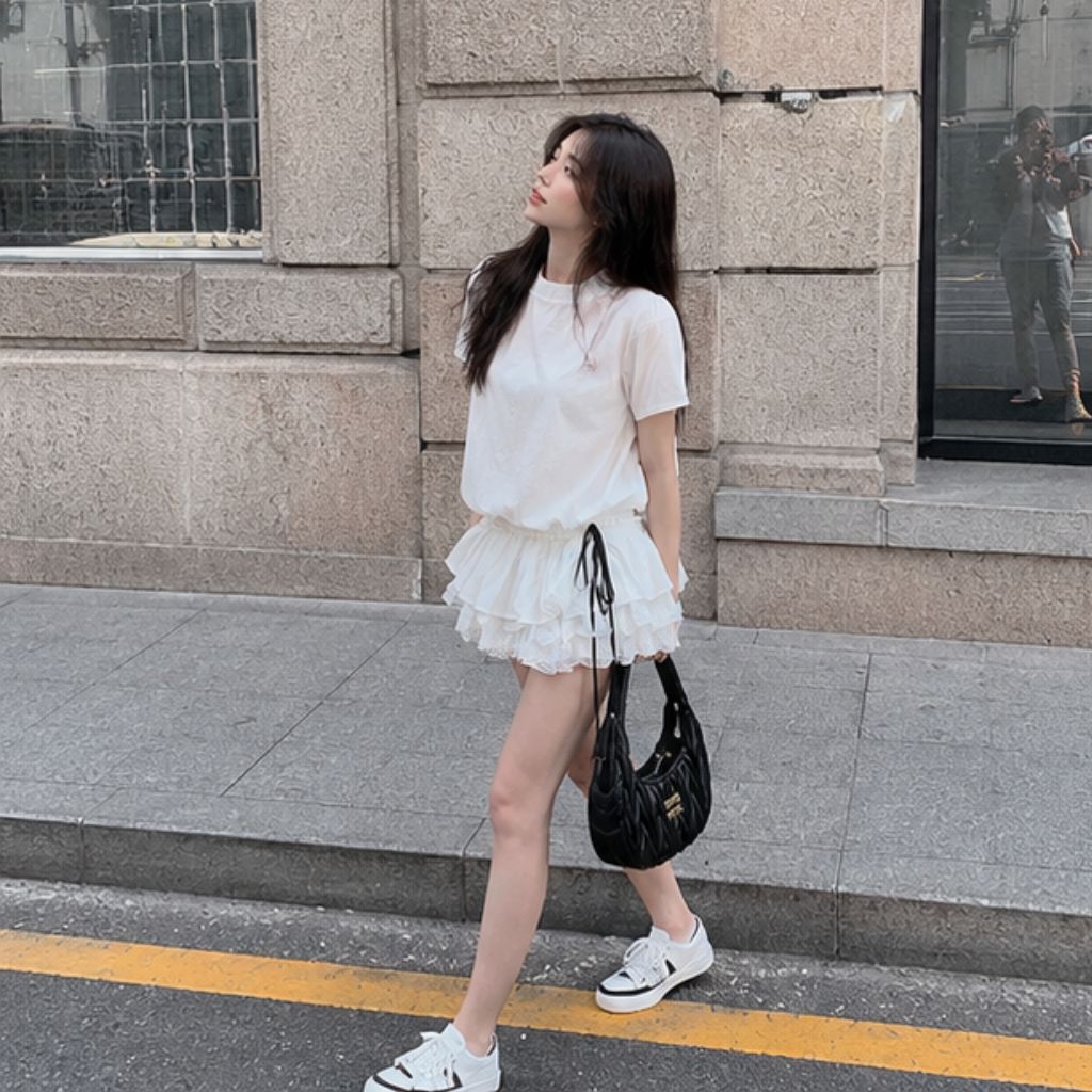 Set jumpsuit dáng xòe phối ren – thắt nơ eo sang chảnh kèm quần bảo hộ