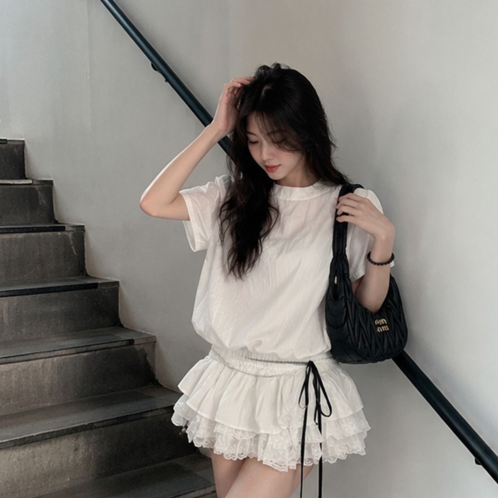 Set jumpsuit dáng xòe phối ren – thắt nơ eo sang chảnh kèm quần bảo hộ