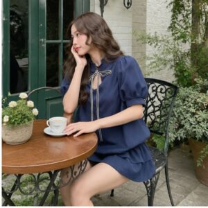 Set váy cổ tàu kẻ buộc nơ – dáng bí tay bồng tiểu thư siêu xinh - Hình ảnh 4