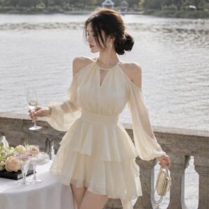 Váy cổ yếm hở vai 2 tầng – dáng ngắn tiểu thư tôn dáng siêu xinh