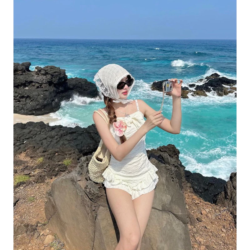 Jumpsuit bikini liền thân phối bèo ôm body – đồ bơi nữ sexy che khuyết điểm - Ảnh 5