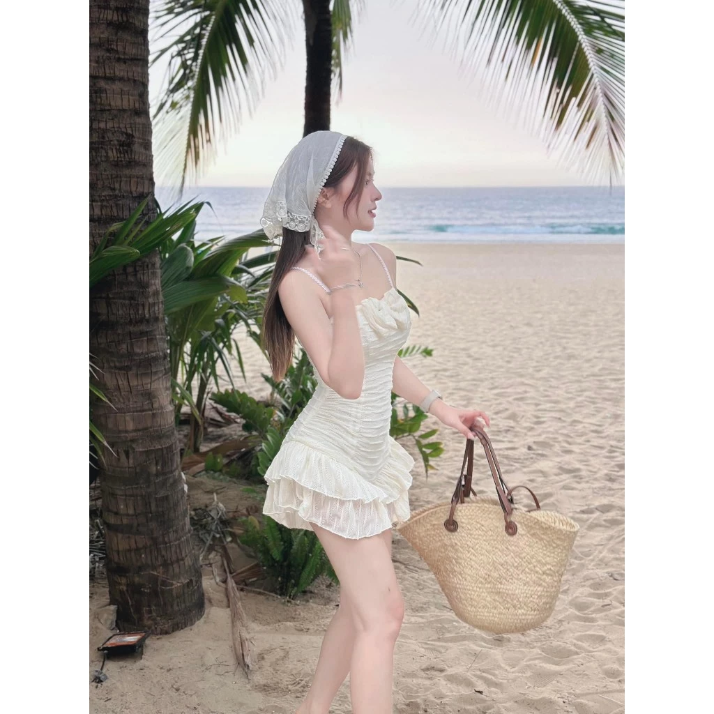 Jumpsuit bikini liền thân phối bèo ôm body – đồ bơi nữ sexy che khuyết điểm - Ảnh 2