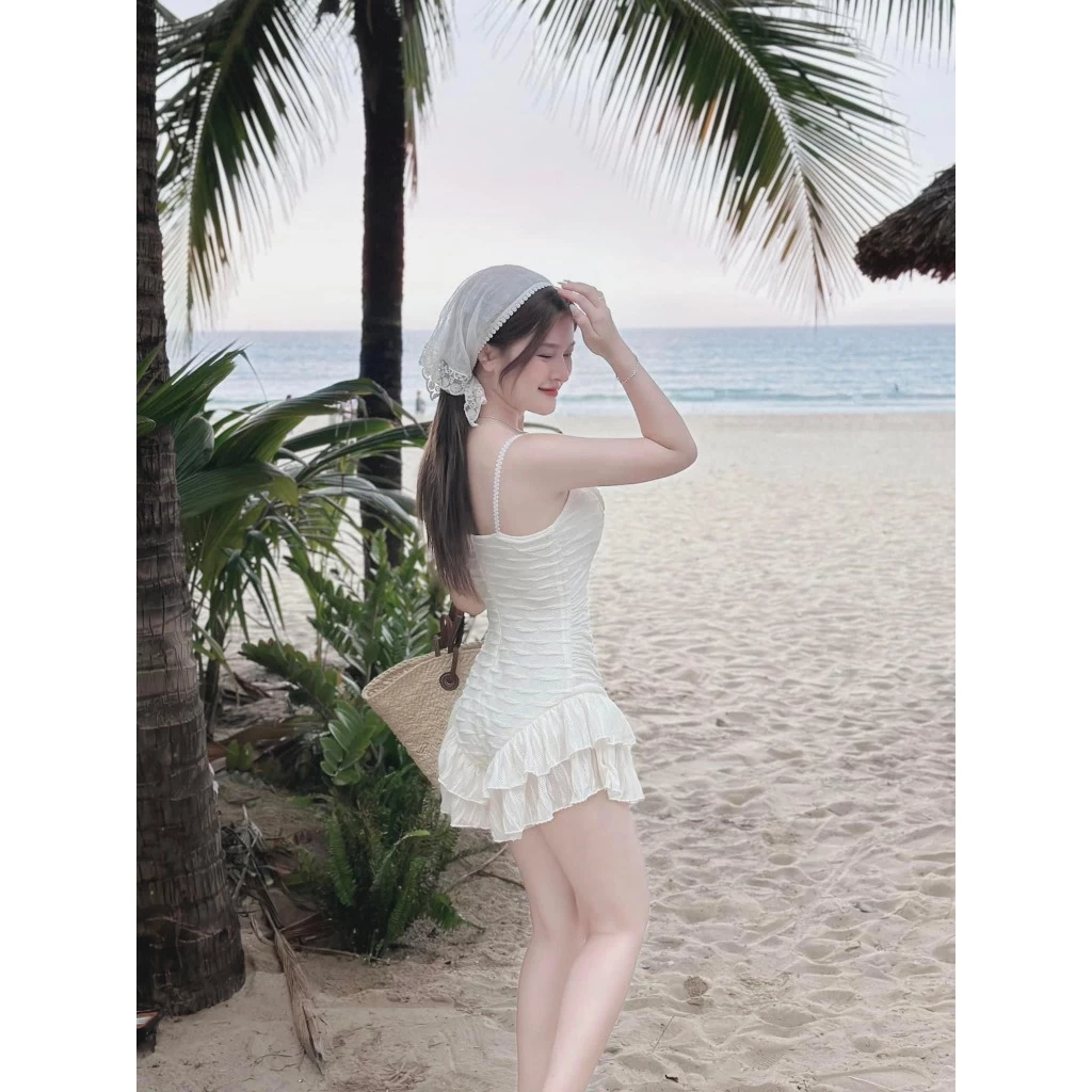 Jumpsuit bikini liền thân phối bèo ôm body – đồ bơi nữ sexy che khuyết điểm - Ảnh 3