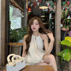 Set váy cổ yếm đính ngọc hở lưng – dáng bí xòe tiểu thư siêu xinh - Hình ảnh 5