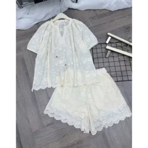 Set đồ nữ cổ V phối ren hoa – mix quần short dễ thương chuẩn style Hàn - Hình ảnh 5