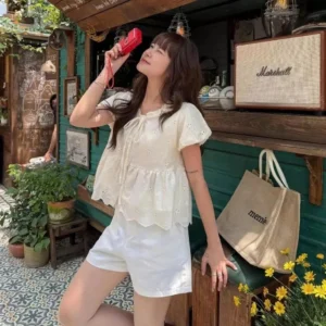 Áo babydoll cổ bèo thắt nơ tay bồng thêu hoa – tiểu thư siêu xinh