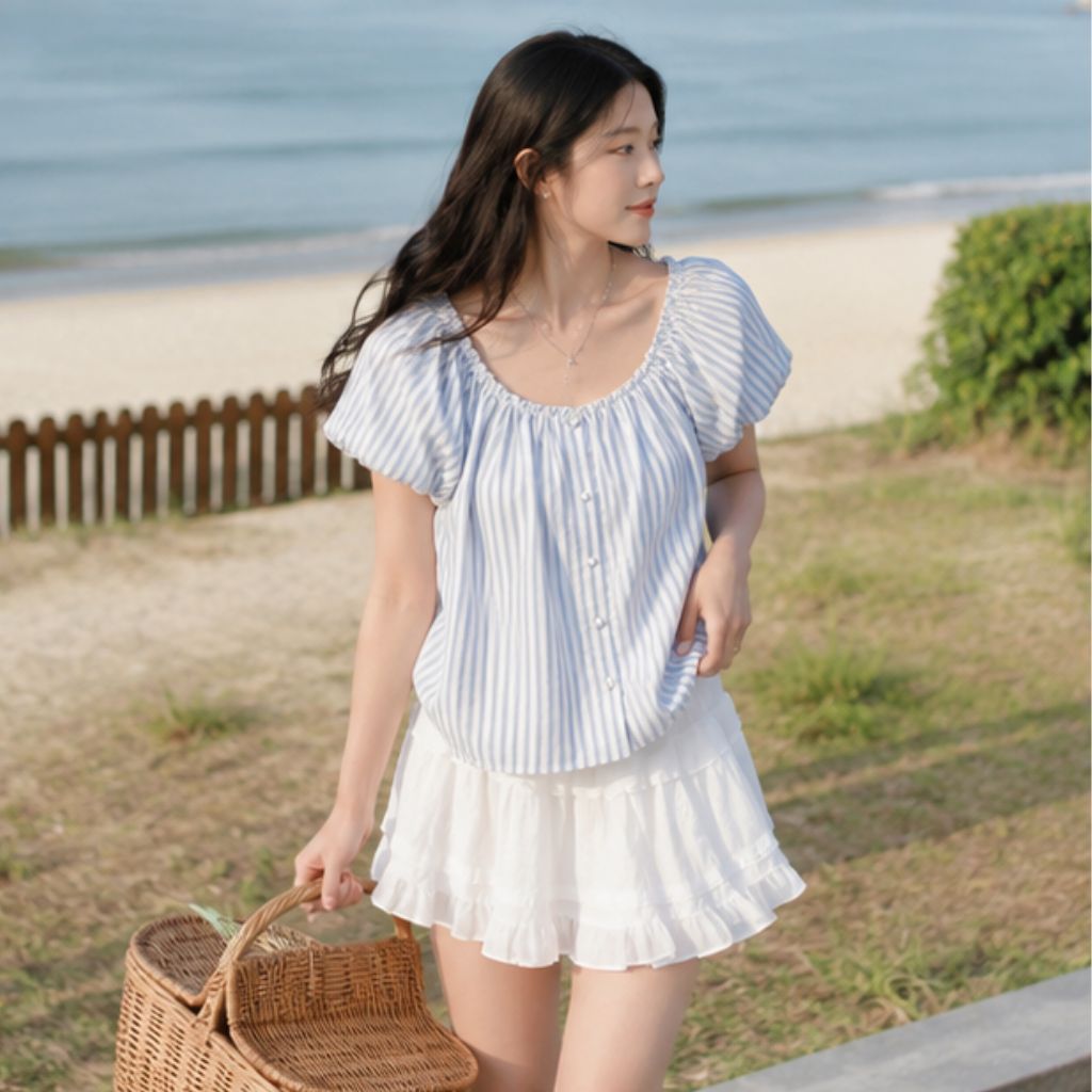 Áo babydoll trễ vai kẻ sọc xanh đính cúc bọc siêu xinh - Ảnh 2