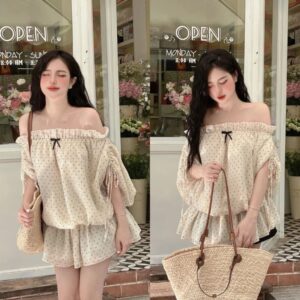 Set áo trễ vai chấm bi tay rúm 2 lớp kèm quần đùi siêu xinh