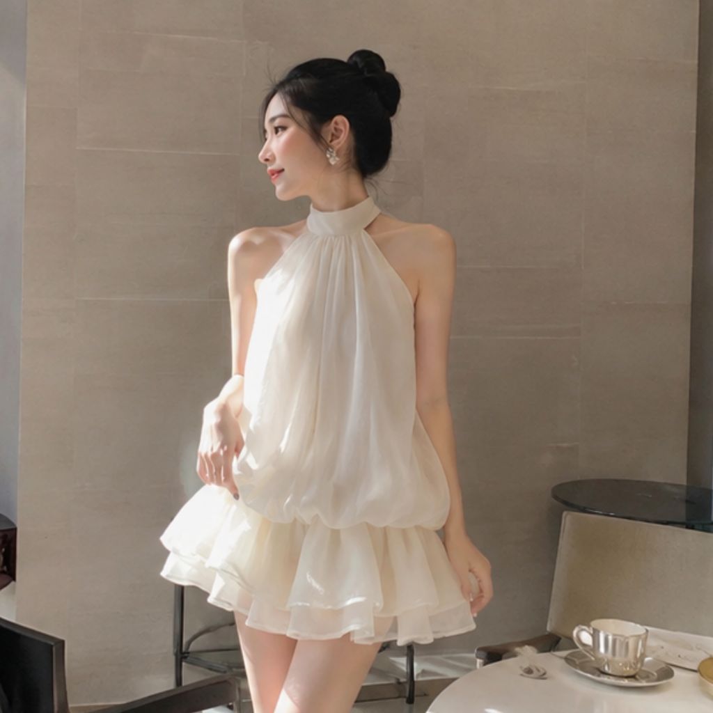 Set áo yếm hở lưng dáng bí nhún eo – bộ đồ nữ đi biển tơ xốp siêu xinh