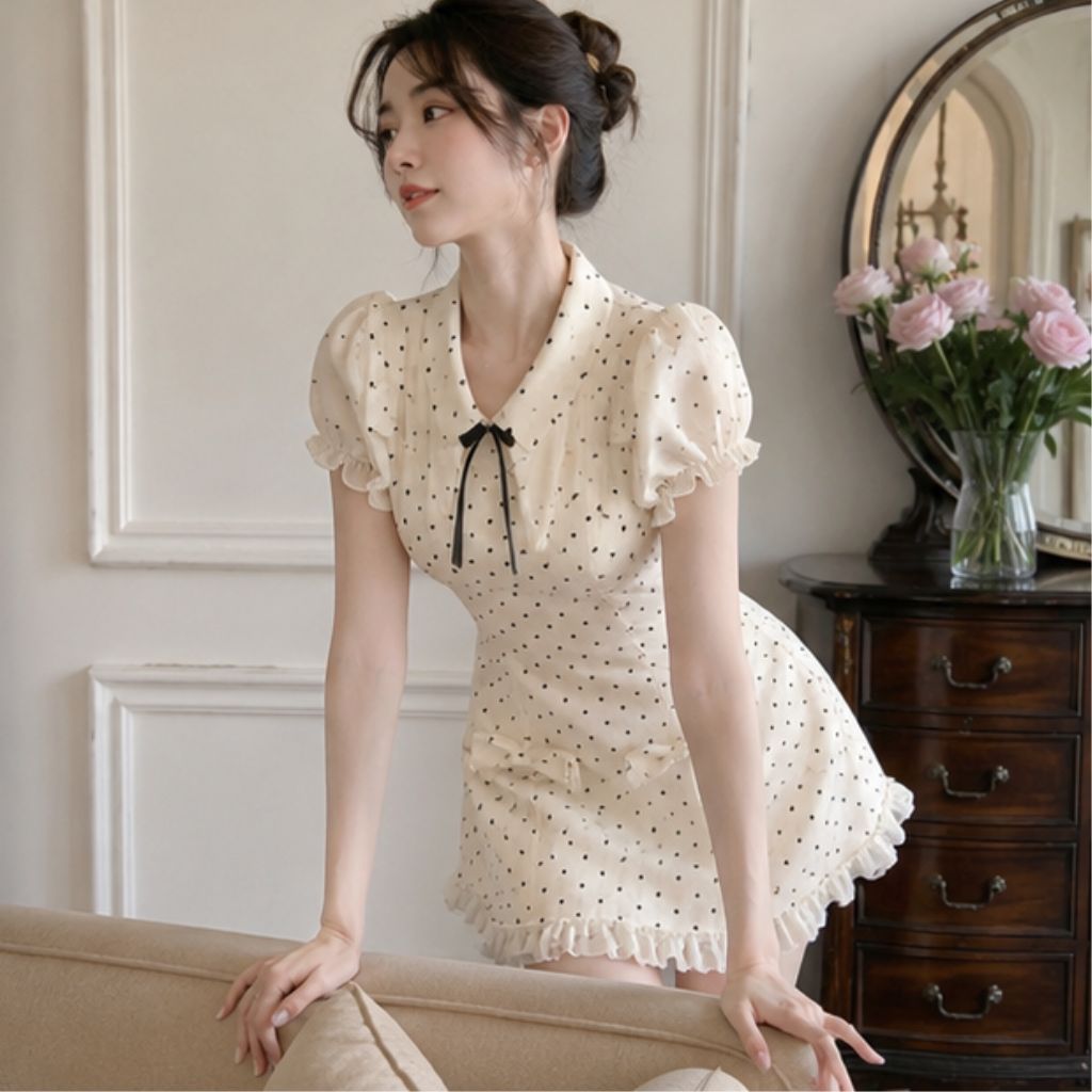 Váy yếm chấm bi mix sơ mi may liền đính nơ tiểu thư dễ thương phong cách Hàn Quốc